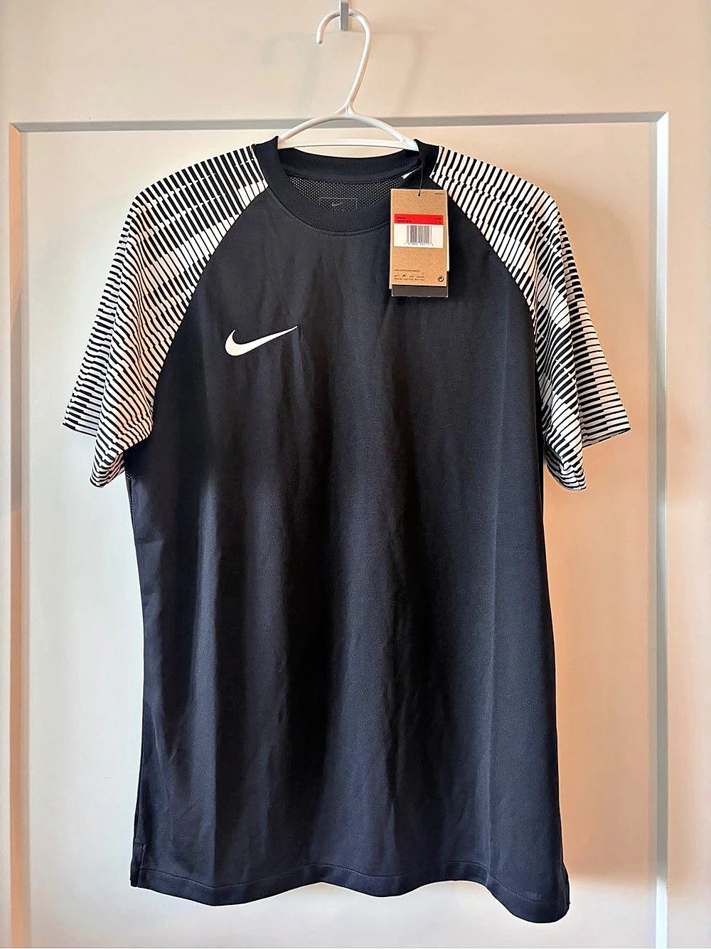 Nike Dri-FIT Academy Striped Shirt